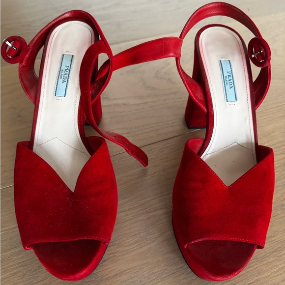 Red Prada Suede Ankle Straps Heels 39.5 Size
Used - Picture 2 of 8
